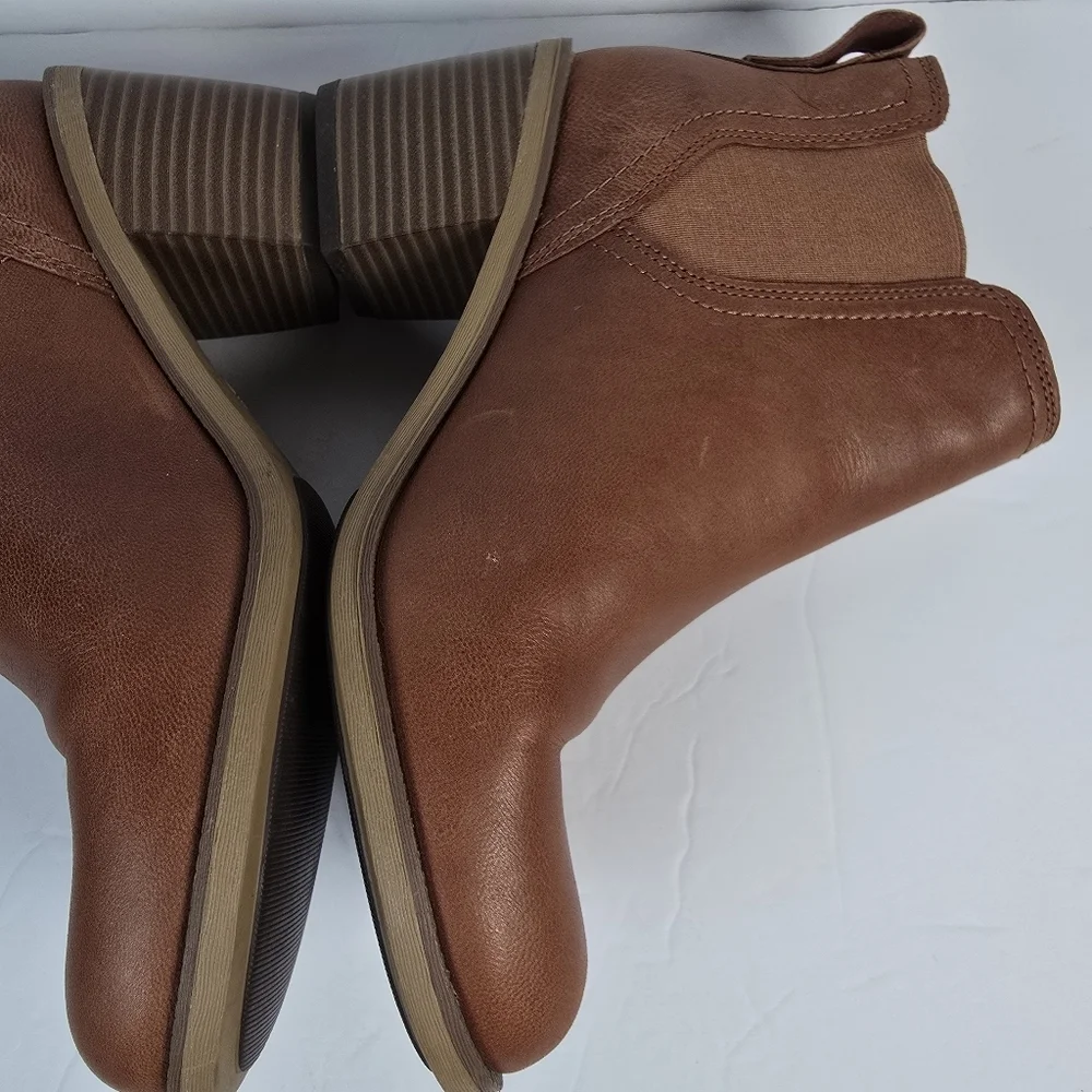NWOT Timberland Womens Chelsea Brynlee Park Cognac Ankle Boots Size 6 Cabincore